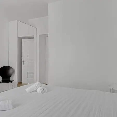 4 Chambres - Proche Palais - Spacieux *