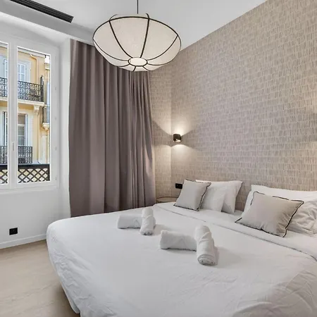 4 - Proche Palais - Spacieux Appartement Cannes